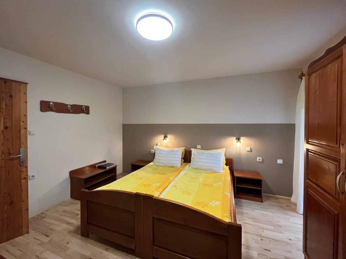 Na Logu - Farm Stay Ambroz Gregorc Solčava Eksteriør billede